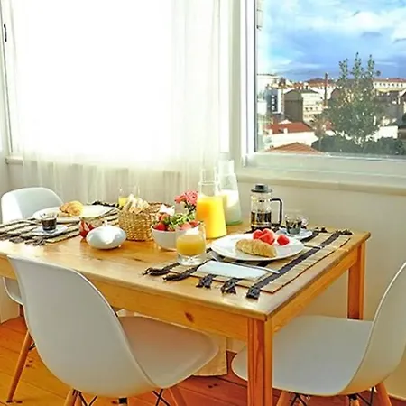 Pen-arts Apartment- Principe Real Garden - Bairro Alto Lissabon