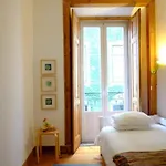 Pen-arts Modern & Stylish In Principe Real! Near Bairro Alto & Center Apartment
