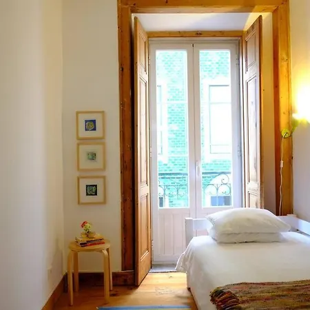 Pen-arts Apartment- Principe Real Garden - Bairro Alto * Lissabon