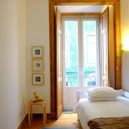 Pen-arts Modern & Stylish In Principe Real! Near Bairro Alto & Center Lägenhet